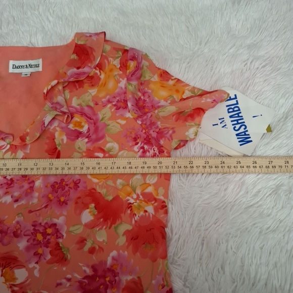 Danny & Nicole Blouse Size 14 Multi Color Flawer Short Sleeves Women Top - Picture 7 of 9
